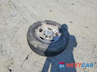 Zdjęcie 13 z 14 samochodu: 2024 CHEVROLET EXPRESS 2500 CARGO DELIVERY VAN VIN:1GCWGAFP0R1289372 - miniatura