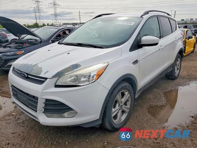 2016 FORD ESCAPE SE 1FMCU9GX6GUC32576 - główne zdjęcie licytacji z USA - miniatura