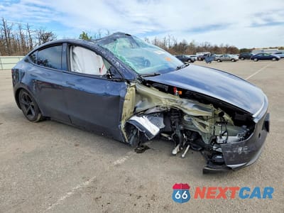 Czwarte zdjęcie samochodu z boku: 2026 TESLA MODEL Y VIN:7SAYGDEE9TA446230 - miniatura