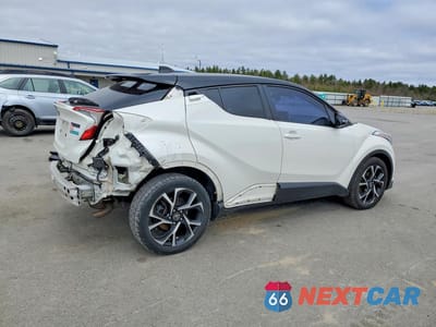 Trzecie zdjęcie samochodu z tyłu: 2019 TOYOTA C-HR XLE VIN:NMTKHMBX7KR100503 - miniatura