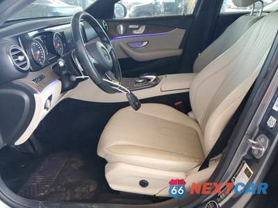 Zdjęcie 7 z 13 samochodu: 2016 MASERATI QUATTROPORTE S VIN:ZAM56RPA4G1187198 - miniatura