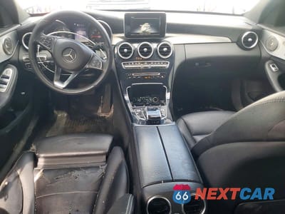 Zdjęcie 8 z 11 samochodu: 2015 MERCEDES-BENZ C 300 4MATIC VIN:55SWF4KB5FU010899 - miniatura