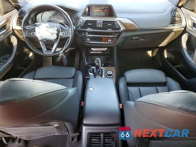 Zdjęcie 8 z 13 samochodu: 2019 BMW X3 SDRIVE30I VIN:5UXTR7C59KLR46990 - miniatura