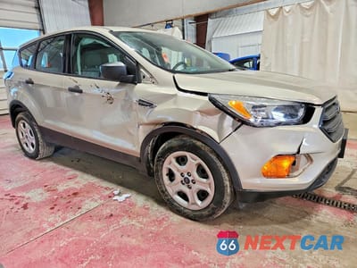 Czwarte zdjęcie samochodu z boku: 2017 FORD ESCAPE S VIN:1FMCU0F76HUD42803 - miniatura