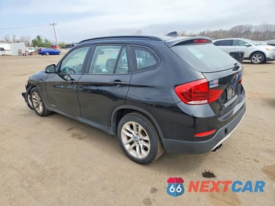 Drugie zdjęcie samochodu z przodu: 2015 BMW X1 XDRIVE28I VIN:WBAVL1C50FVY25782 - miniatura