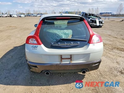 Zdjęcie 6 z 12 samochodu: 2009 VOLVO C30 T5 VIN:YV1MK672592141292 - miniatura