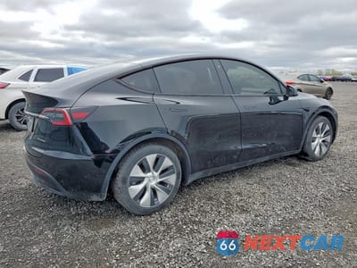 Trzecie zdjęcie samochodu z tyłu: 2021 TESLA MODEL Y VIN:5YJYGAEE2MF294131 - miniatura