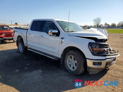 Czwarte zdjęcie samochodu z boku: 2025 FORD F150 XLT VIN:1FTFW3L5XSKF96002 - miniatura