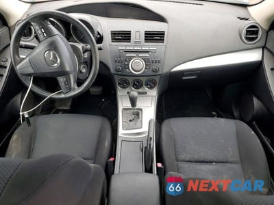 Zdjęcie 8 z 12 samochodu: 2011 MAZDA 3 I VIN:JM1BL1VF4B1419680 - miniatura