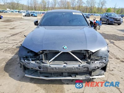 Piąte zdjęcie samochodu w środku: 2022 BMW M340XI VIN:3MW5U9J07N8C29797 - miniatura