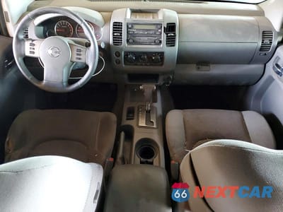 Zdjęcie 8 z 12 samochodu: 2006 NISSAN FRONTIER SE VIN:1N6AD07U36C442647 - miniatura