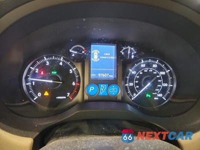 Zdjęcie 9 z 13 samochodu: 2017 LEXUS GX 460 PREMIUM VIN:JTJJM7FX5H5172087 - miniatura