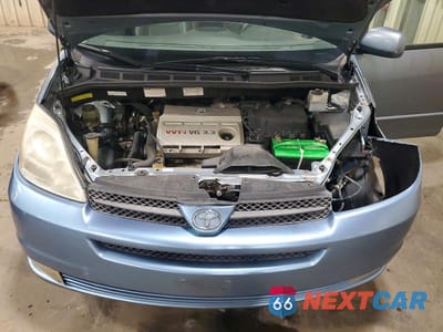 Zdjęcie 12 z 13 samochodu: 2005 TOYOTA SIENNA VIN:5TDBA22C95S046598 - miniatura