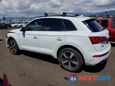 Drugie zdjęcie samochodu z przodu: 2023 AUDI Q5 PREMIUM PLUS 45 VIN:WA1EAAFY7P2009194 - miniatura