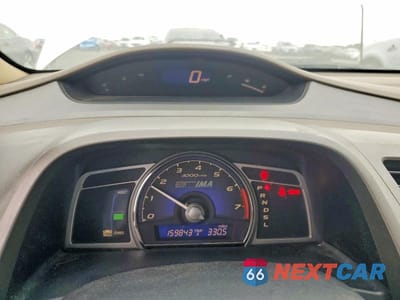 Zdjęcie 9 z 12 samochodu: 2008 HONDA CIVIC VIN:JHMFA36238S004608 - miniatura