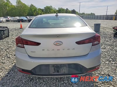 Zdjęcie 6 z 12 samochodu: 2019 HYUNDAI ELANTRA SEL VIN:5NPD84LF4KH415491 - miniatura