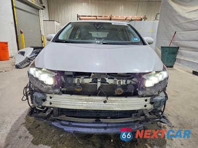 Piąte zdjęcie samochodu w środku: 2017 TOYOTA PRIUS PRIME PREMIUM VIN:JTDKARFP1H3028849 - miniatura