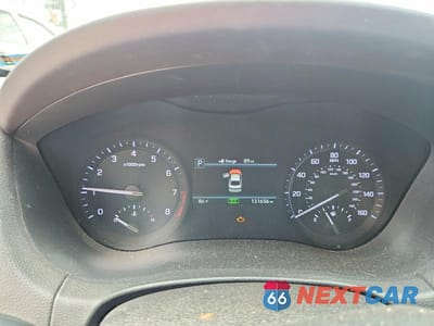 Zdjęcie 9 z 12 samochodu: 2018 GENESIS G80 3.8 VIN:KMHGN4JE3JU257192 - miniatura