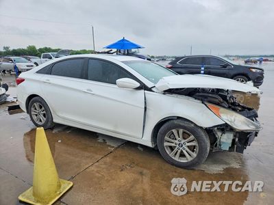Czwarte zdjęcie samochodu z boku: 2011 HYUNDAI SONATA GLS VIN:5NPEB4ACXBH083779 - miniatura