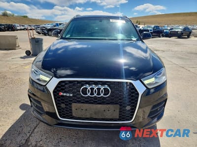 Piąte zdjęcie samochodu w środku: 2016 AUDI Q3 PREMIUM PLUS VIN:WA1BFCFS2GR010921 - miniatura