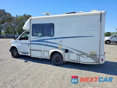 Drugie zdjęcie samochodu z przodu: 2005 FORD ECONOLINE E350 SUPER DUTY CUTAWAY VAN VIN:1FDWE35S15HA35545 - miniatura