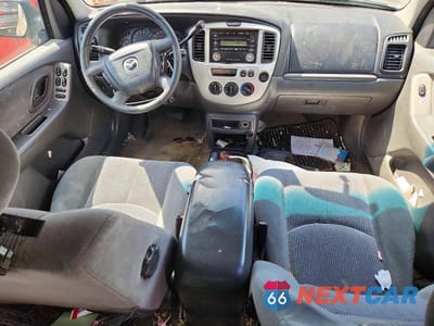 Zdjęcie 8 z 13 samochodu: 2003 MAZDA TRIBUTE LX VIN:4F2YZ94183KM18587 - miniatura