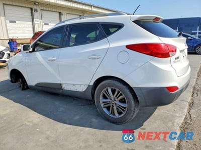 Drugie zdjęcie samochodu z przodu: 2015 HYUNDAI TUCSON SE VIN:KM8JU3AGXFU059785 - miniatura