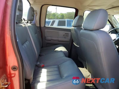 Zdjęcie 10 z 12 samochodu: 2006 DODGE DAKOTA QUAD SLT VIN:1D7HW48N96S714821 - miniatura