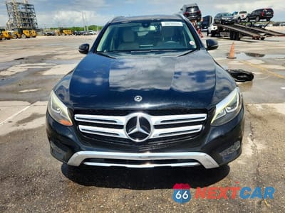 Piąte zdjęcie samochodu w środku: 2019 MERCEDES-BENZ GLC 300 VIN:WDC0G4JB6KV134319 - miniatura