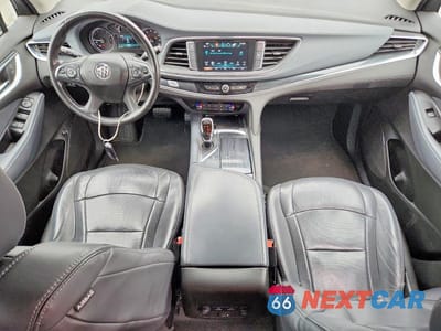 Zdjęcie 8 z 13 samochodu: 2018 BUICK ENCLAVE ESSENCE VIN:5GAERBKW2JJ226658 - miniatura