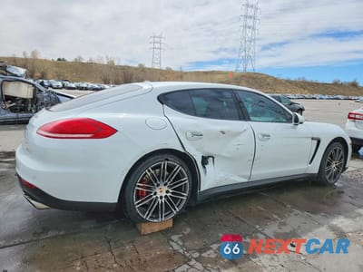 Trzecie zdjęcie samochodu z tyłu: 2015 PORSCHE PANAMERA TURBO VIN:WP0AC2A73FL070571 - miniatura