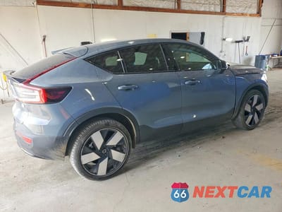 Trzecie zdjęcie samochodu z tyłu: 2023 VOLVO C40 RECHARGE ULTIMATE VIN:YV4ED3GM2P2028401 - miniatura