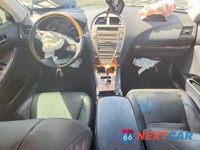 Zdjęcie 8 z 13 samochodu: 2011 LEXUS ES 350 VIN:JTHBK1EG2B2453332 - miniatura