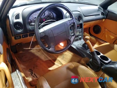 Zdjęcie 8 z 12 samochodu: 1997 MAZDA MX-5 MIATA VIN:JM1NA3531V0728649 - miniatura