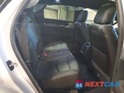 Zdjęcie 11 z 13 samochodu: 2023 CADILLAC XT5 PREMIUM LUXURY VIN:1GYKNDRS8PZ130307 - miniatura