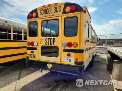 Czwarte zdjęcie samochodu z boku: 2008 IC CORPORATION CE SERIES SCHOOL - SCHOOL BUS VIN:4DRBUAAN98B642404 - miniatura