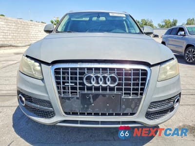 Piąte zdjęcie samochodu w środku: 2012 AUDI Q5 PRESTIGE VIN:WA1WKAFP2CA003893 - miniatura