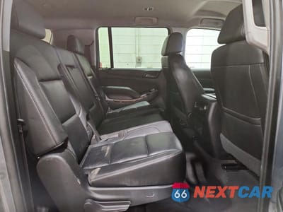 Zdjęcie 11 z 14 samochodu: 2019 CHEVROLET SUBURBAN LT 4WD 5.3L V8 VIN:1GNSKHKC3KR139912 - miniatura