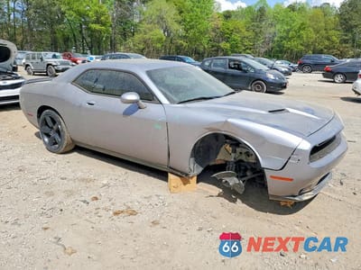 Czwarte zdjęcie samochodu z boku: 2017 DODGE CHALLENGER SXT VIN:2C3CDZAG7HH641031 - miniatura