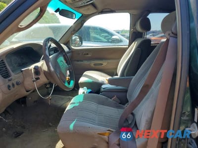 Zdjęcie 7 z 11 samochodu: 2000 TOYOTA TUNDRA SR5 VIN:5TBRT3410YS004196 - miniatura