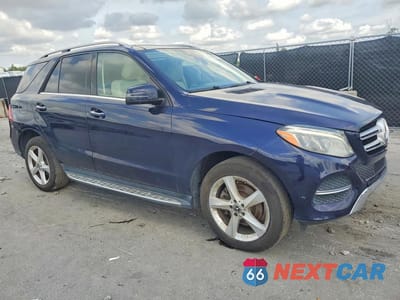 Czwarte zdjęcie samochodu z boku: 2018 MERCEDES-BENZ GLE 350 4MATIC VIN:4JGDA5HB9JB075038 - miniatura
