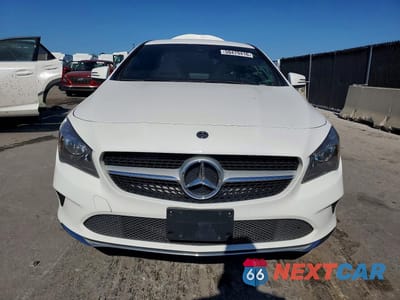 Piąte zdjęcie samochodu w środku: 2018 MERCEDES-BENZ CLA 250 VIN:WDDSJ4EB5JN654607 - miniatura