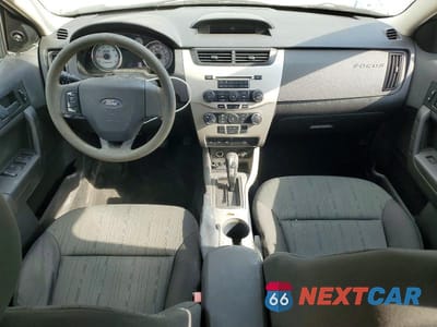 Zdjęcie 8 z 11 samochodu: 2009 FORD FOCUS SE VIN:1FAHP35N79W113223 - miniatura