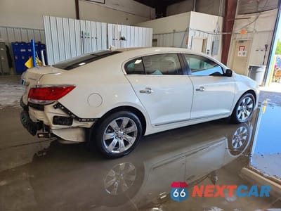 Trzecie zdjęcie samochodu z tyłu: 2013 BUICK LACROSSE PREMIUM VIN:1G4GF5E30DF145048 - miniatura
