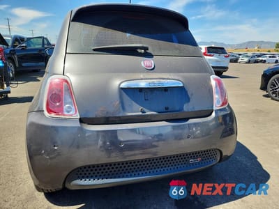 Zdjęcie 6 z 13 samochodu: 2015 FIAT 500 ELECTRIC VIN:3C3CFFGE1FT623188 - miniatura