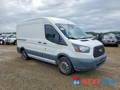 Czwarte zdjęcie samochodu z boku: 2018 FORD TRANSIT T-150 VIN:1FTYE1CM9JKA43217 - miniatura