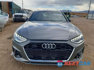 Piąte zdjęcie samochodu w środku: 2023 AUDI A4 PREMIUM PLUS 45 VIN:WAUEAAF42PN002846 - miniatura