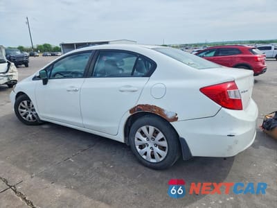 Drugie zdjęcie samochodu z przodu: 2012 HONDA CIVIC LX VIN:2HGFB2F56CH581363 - miniatura