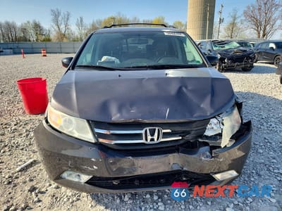 Piąte zdjęcie samochodu w środku: 2013 HONDA ODYSSEY TOURING VIN:5FNRL5H93DB079606 - miniatura
