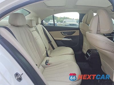 Zdjęcie 10 z 11 samochodu: 2025 MERCEDES-BENZ E 350 VIN:W1KLF4GB5SA126836 - miniatura